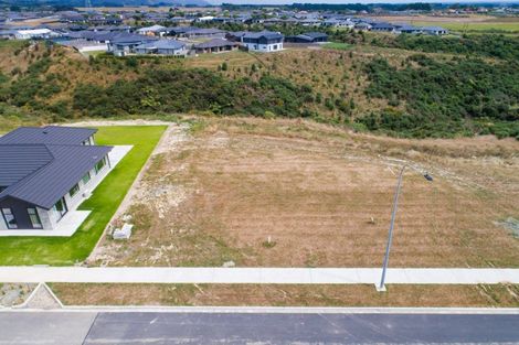 Photo of property in 81 Atlantic Drive, Fitzherbert, Palmerston North, 4472