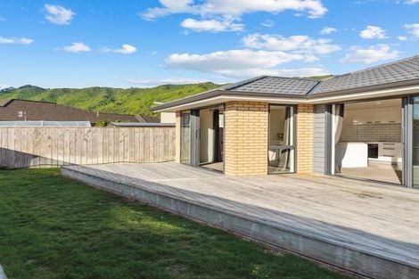 Photo of property in 5 Pohe Street, Waikanae, 5036