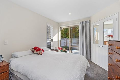 Photo of property in 1/44 Sawyers Arms Road, Northcote, Christchurch, 8052