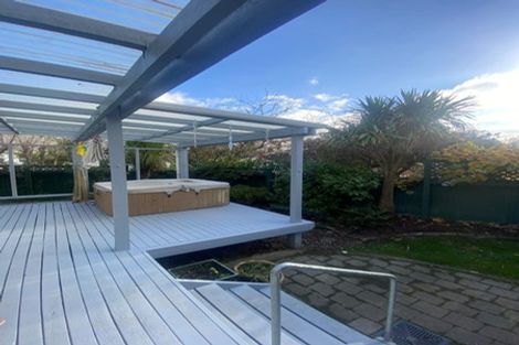 Photo of property in 37 Park Road, West End, Palmerston North, 4412