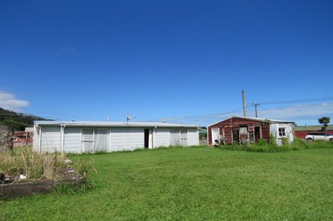 Photo of property in 17 Ives Street, Hector, 7822