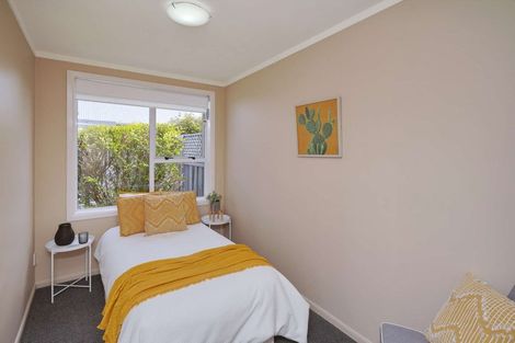 Photo of property in 2/57 Dover Street, St Albans, Christchurch, 8014