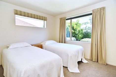 Photo of property in 45 Wilsons Road, Saint Martins, Christchurch, 8022