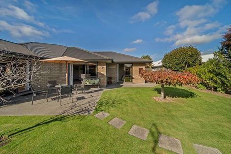 Photo of property in 16 Gilchrist Place, Kaiapoi, 7630