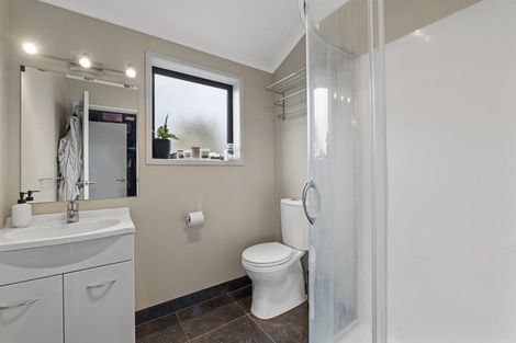 Photo of property in 12 Nikau Place, Hawera, 4610