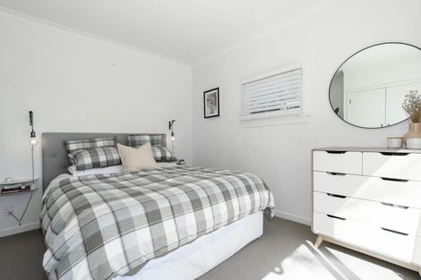 Photo of property in 17 Williams Street, Tauranga, 3110