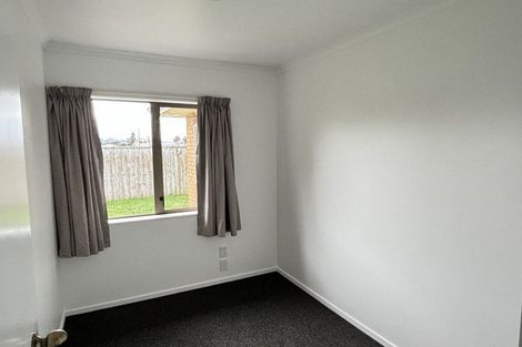 Photo of property in 5 Blythfield Place, Taradale, Napier, 4112