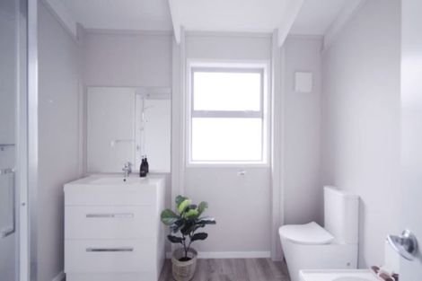 Photo of property in 84a Queens Road, Glen Avon, New Plymouth, 4312