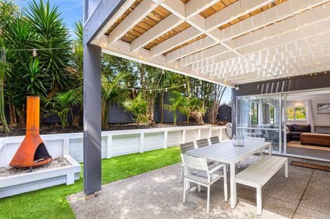Photo of property in 4 Brandon Road, Manly, Whangaparaoa, 0930