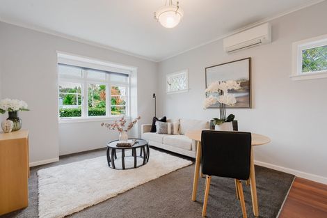 Photo of property in 6 Murray Street, Maeroa, Hamilton, 3200