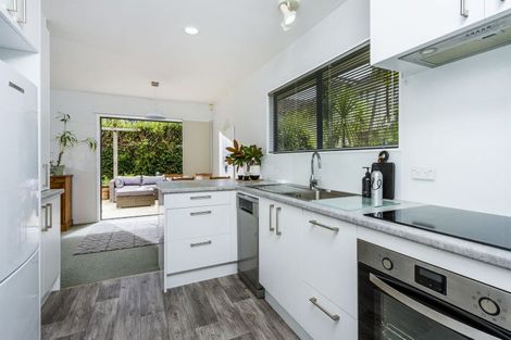 Photo of property in 12b/1 Coronation Street, Belmont, Auckland, 0622