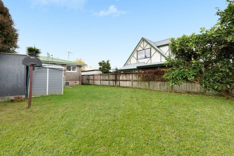 Photo of property in 33a Ngatai Road, Otumoetai, Tauranga, 3110