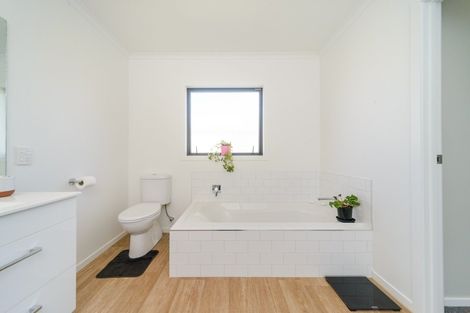 Photo of property in 26 Wescombe Grove, Feilding, 4702
