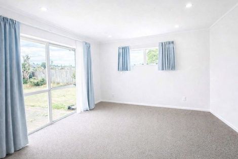 Photo of property in 52 Nicholas Road, Somerville, Auckland, 2014