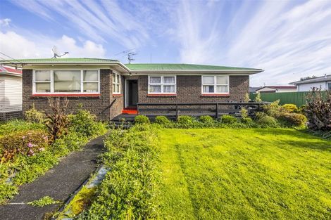 Photo of property in 70 Cargill Street, Papakura, 2110