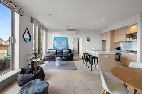 Photo of property in 22 Liardet Apartments, 203/22 Liardet Street, New Plymouth, 4310
