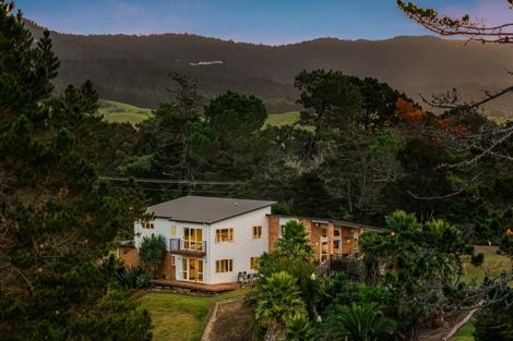 Photo of property in 174 Forest Hill Road, Henderson, Auckland, 0612