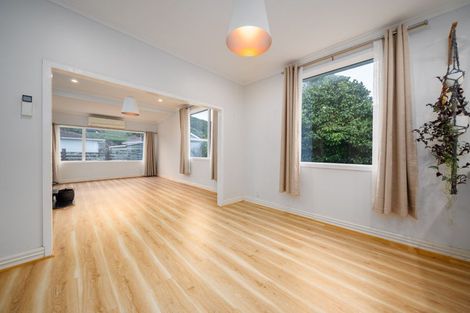 Photo of property in 71 Clifford Road, Johnsonville, Wellington, 6037