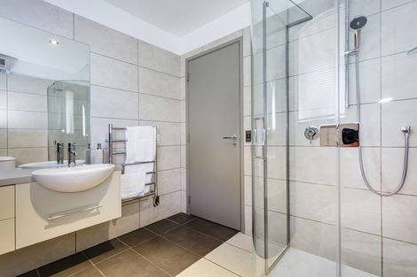 Photo of property in 13b Mataraki Place, Wanaka, 9305