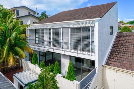 Photo of property in 2/11 Huntly Road, Campbells Bay, Auckland, 0630