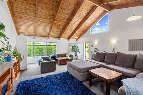 Photo of property in 9 Halberg Street, Papakura, 2110