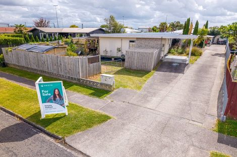 Photo of property in 2/36 Bristol Street, Tamatea, Napier, 4112