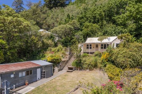 Photo of property in 25 Main Street, Hospital Hill, Napier, 4110