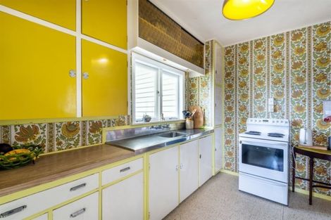Photo of property in 107 Norwood Road, Bayswater, Auckland, 0622