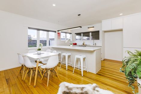 Photo of property in 1/40 Churchill Avenue, Manurewa, Auckland, 2102