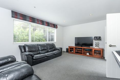 Photo of property in 20e Konini Road, Titirangi, Auckland, 0604