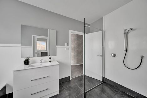 Photo of property in 11 Pembroke Road, Stratford, 4332