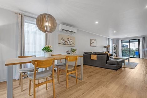 Photo of property in 3 Kuparu Street, Weymouth, Auckland, 2103