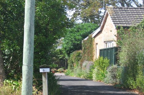 Photo of property in 5a Pine Street, New Lynn, Auckland, 0600