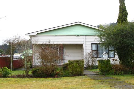 Photo of property in 2 Shearman Street, Reefton, 7830