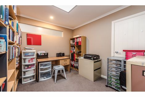 Photo of property in 7 Oldfield Court, Huntington, Hamilton, 3210