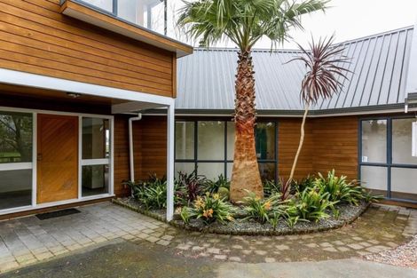 Photo of property in 697 Frankley Road, Hurworth, New Plymouth, 4371