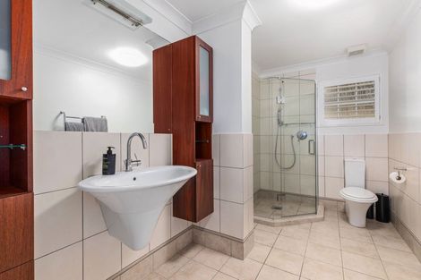 Photo of property in 438 Muritai Road, Eastbourne, Lower Hutt, 5013
