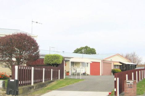 Photo of property in 2/11 Hereford Place, Tamatea, Napier, 4112