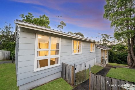 Photo of property in 18 Grandison Crescent, New Lynn, Auckland, 0600