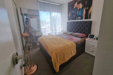 Photo of property in 7/12 Tawa Road, Te Atatu Peninsula, Auckland, 0610