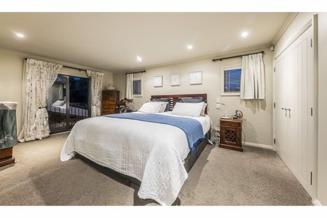 Photo of property in 25 Bridgefield Crescent, Flat Bush, Auckland, 2016