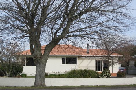 Photo of property in 463 Broadway, Stratford, 4332