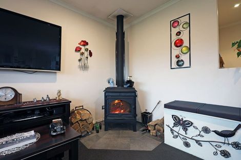 Photo of property in 6 Essex Street, Weston, Oamaru, 9401