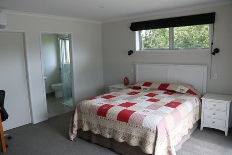 Photo of property in 55 Garth Road, Levin, 5571