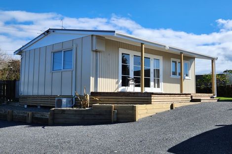 Photo of property in 47 Gray Avenue, Paraparaumu Beach, Paraparaumu, 5032