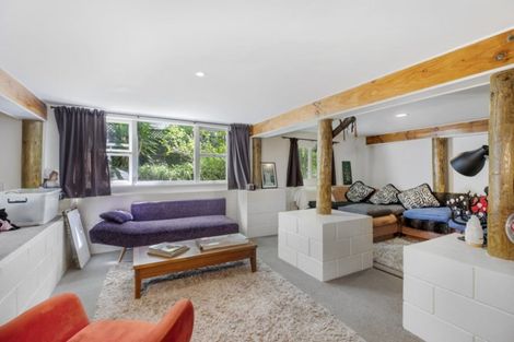 Photo of property in 18 George Herring Place, Glen Eden, Auckland, 0602