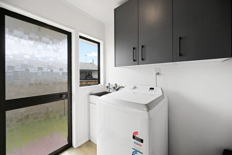 Photo of property in 22 Lindsay Crescent, Nawton, Hamilton, 3200