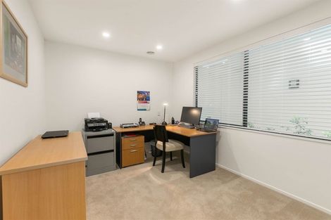 Photo of property in 2a/2 Frieston Road, Milford, Auckland, 0620