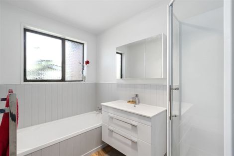 Photo of property in 22 Bowen Street, Upper Riccarton, Christchurch, 8041