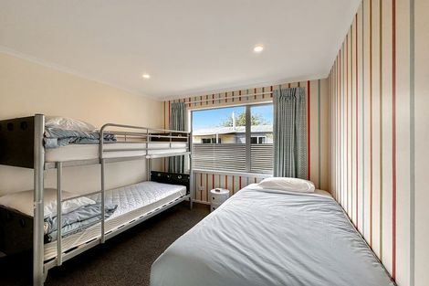 Photo of property in 16 Rhoboro Road, Twizel, 7901